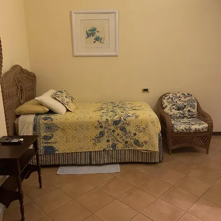Castiglioni Luxury Вилла Лалльо