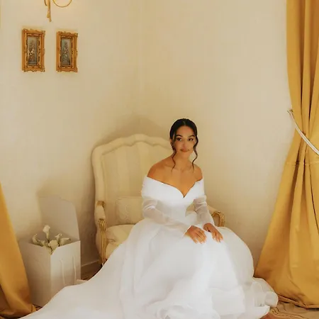 Castiglioni Luxury Вилла Лалльо