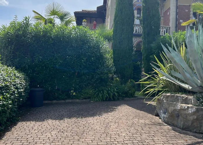 Castiglioni Luxury Villa *